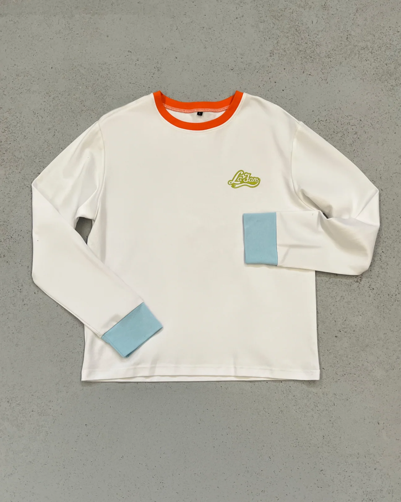 colored cuffs long sleeve white