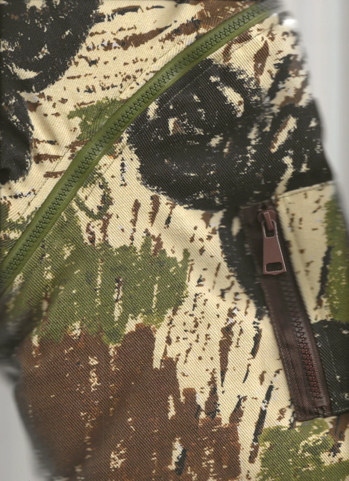 crayon camo jacket - Image 3