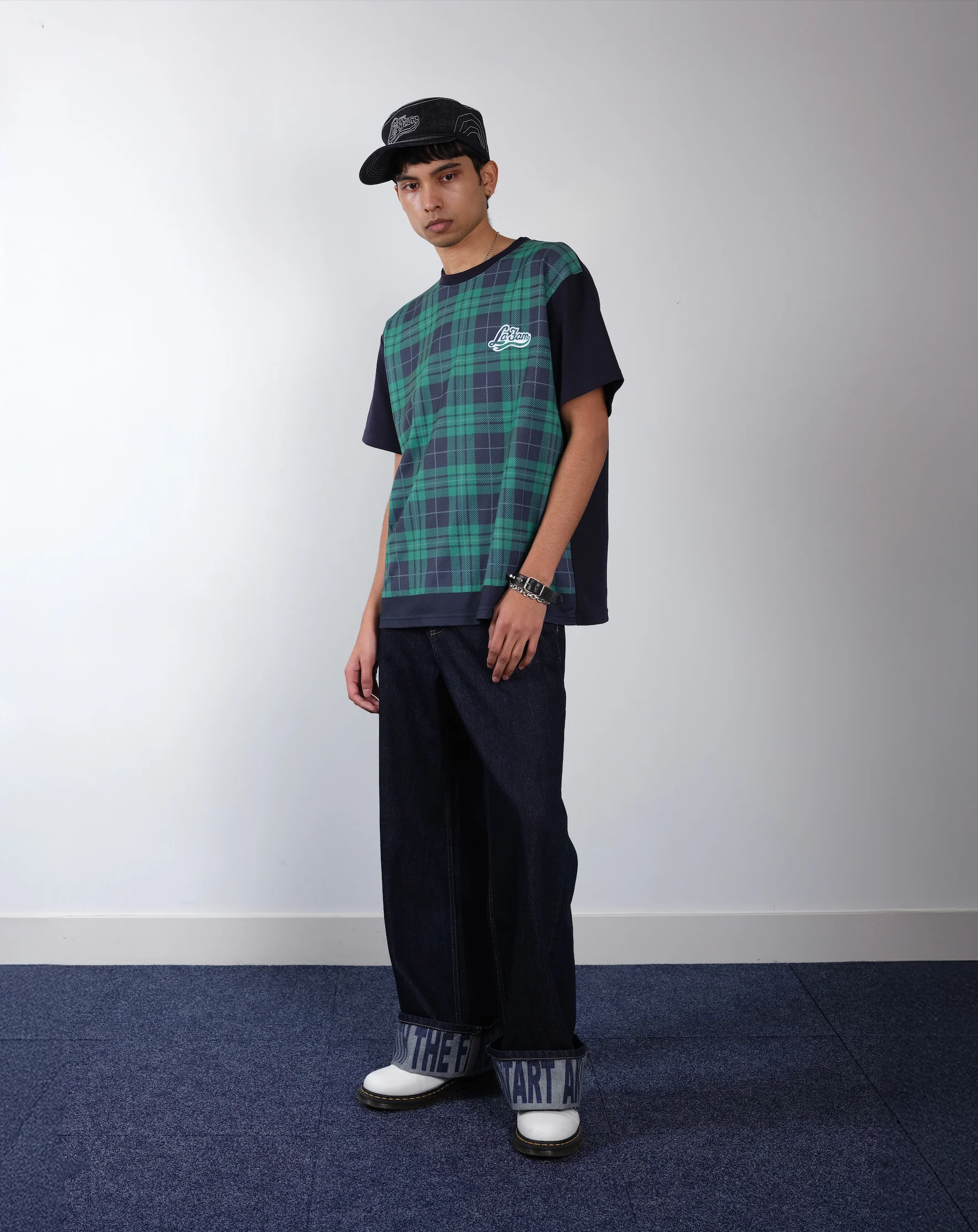 Denim slogan jeans - Image 4