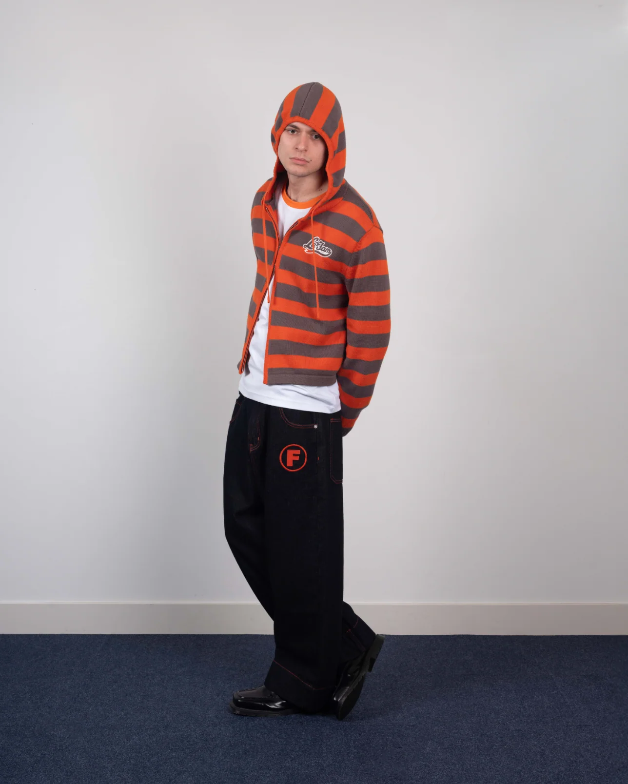 Knit striped hoodie orange /grey - Image 5