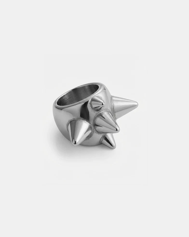Metal spiked ring